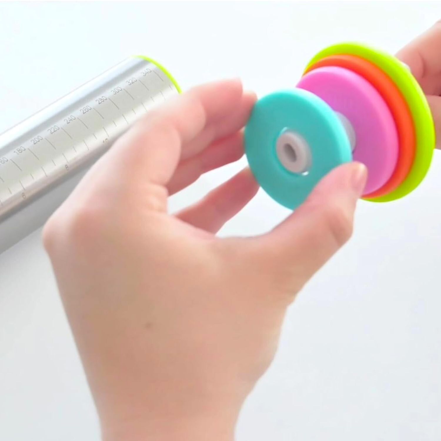 RODILLO DE ACERO INOXIDABLE CON ANILLOS ESPACIADORES - PATISSE