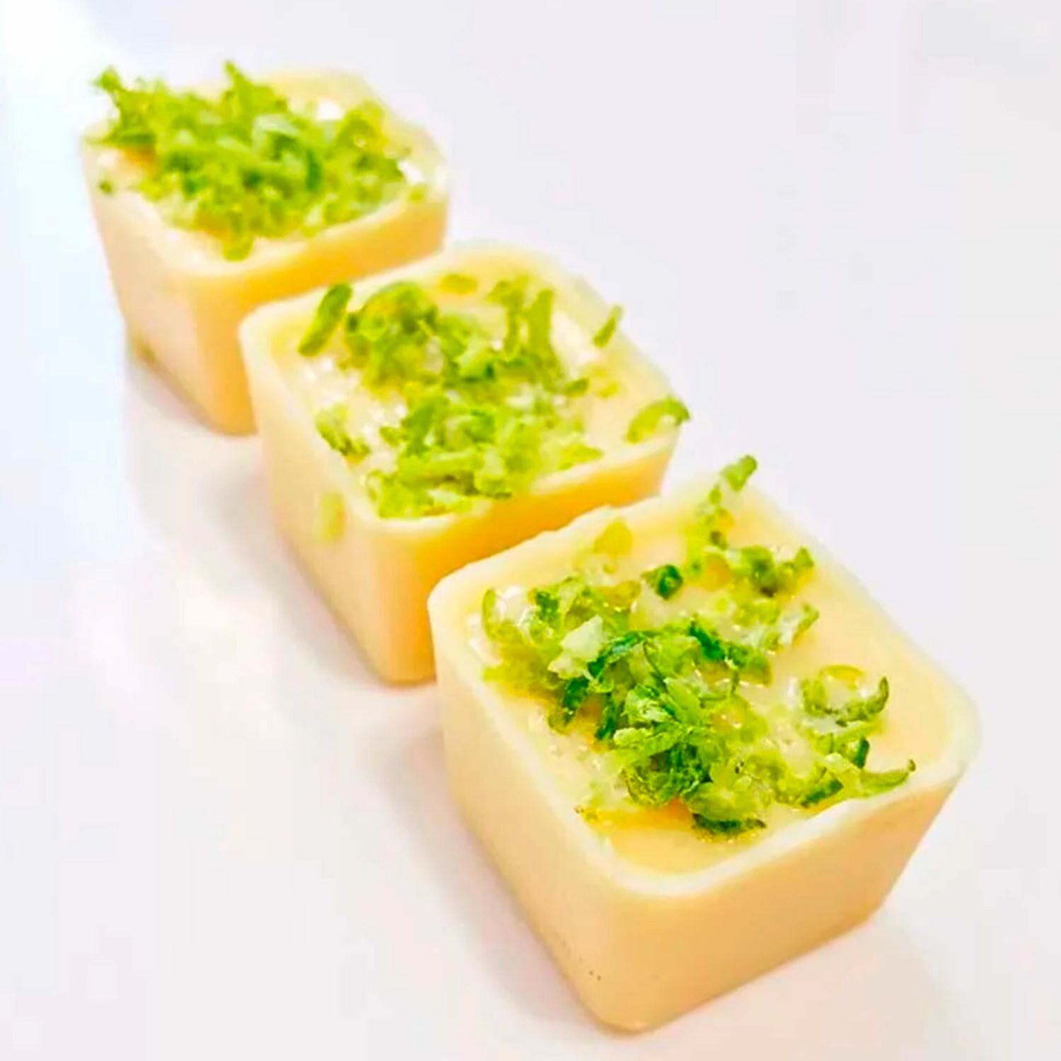 MOLDE PARA CHOCOLATE BWB - MINI CAJA CUADRADA (24 CAVIDADES)